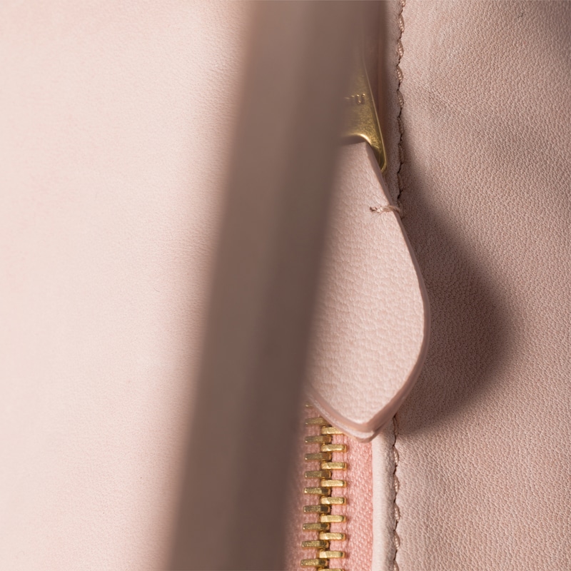 ナッパレザー ポーチ