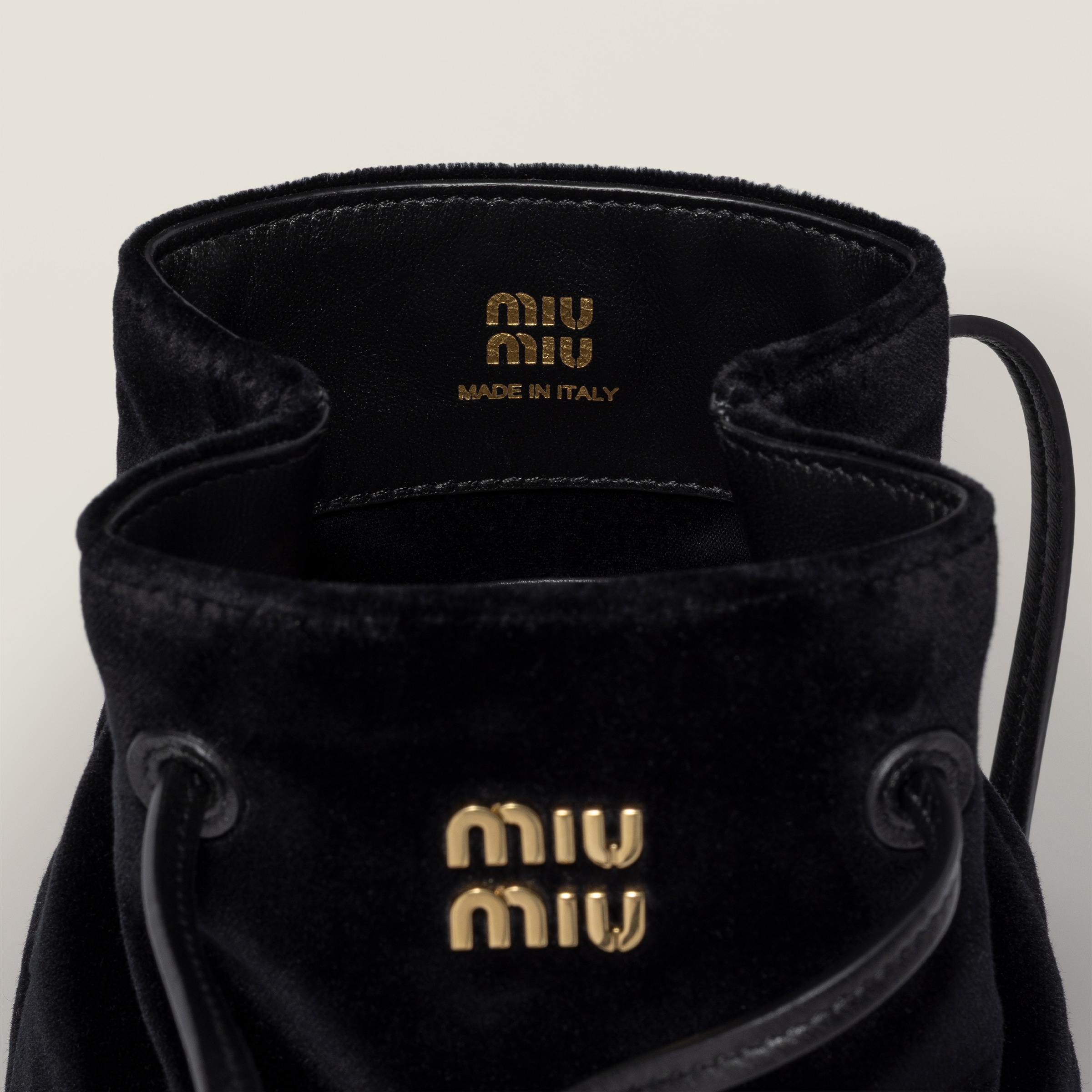 Miu Miu Velvet Pouch In Black