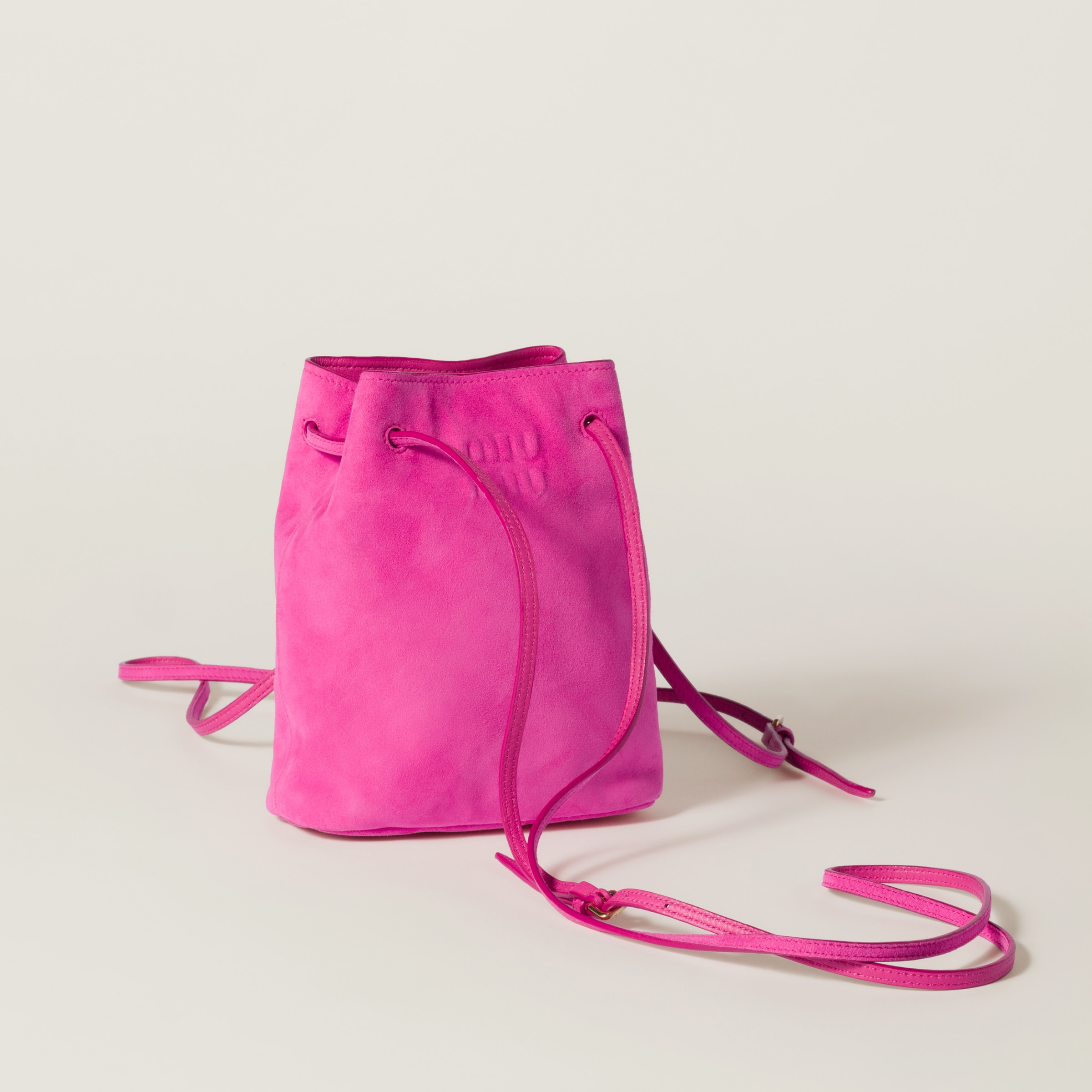 新作☆直営店 MiuMiu スエード ポーチ 5NF460 新作☆直営店 MiuMiu スエード ポーチ 5NF460 (MiuMiu