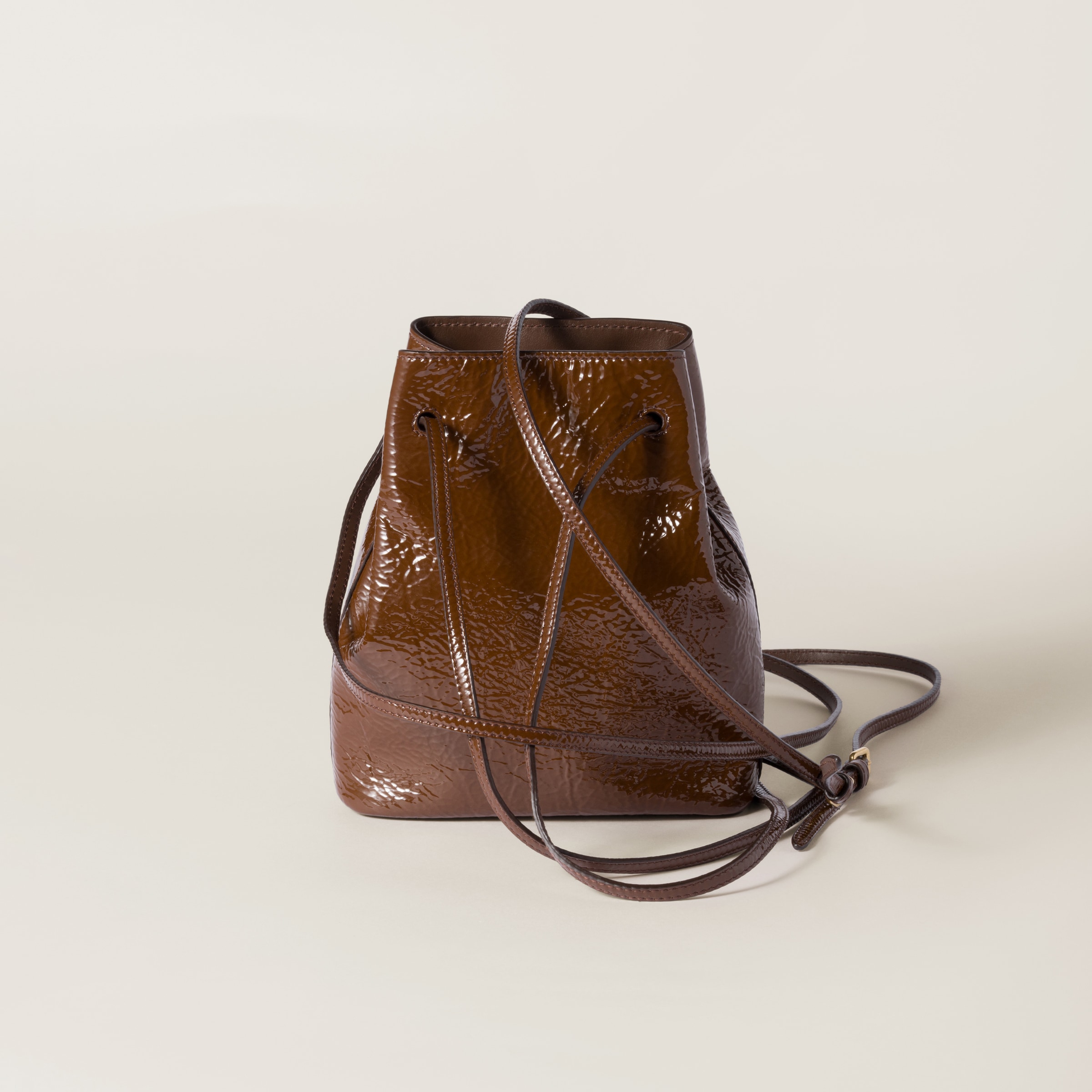 MIU MIU ナッパレザー ポーチ ブラウン ¥161,700 - メルカリ