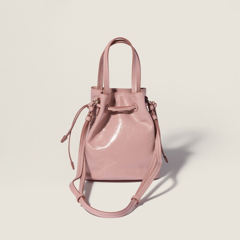 Pochette en cuir verni