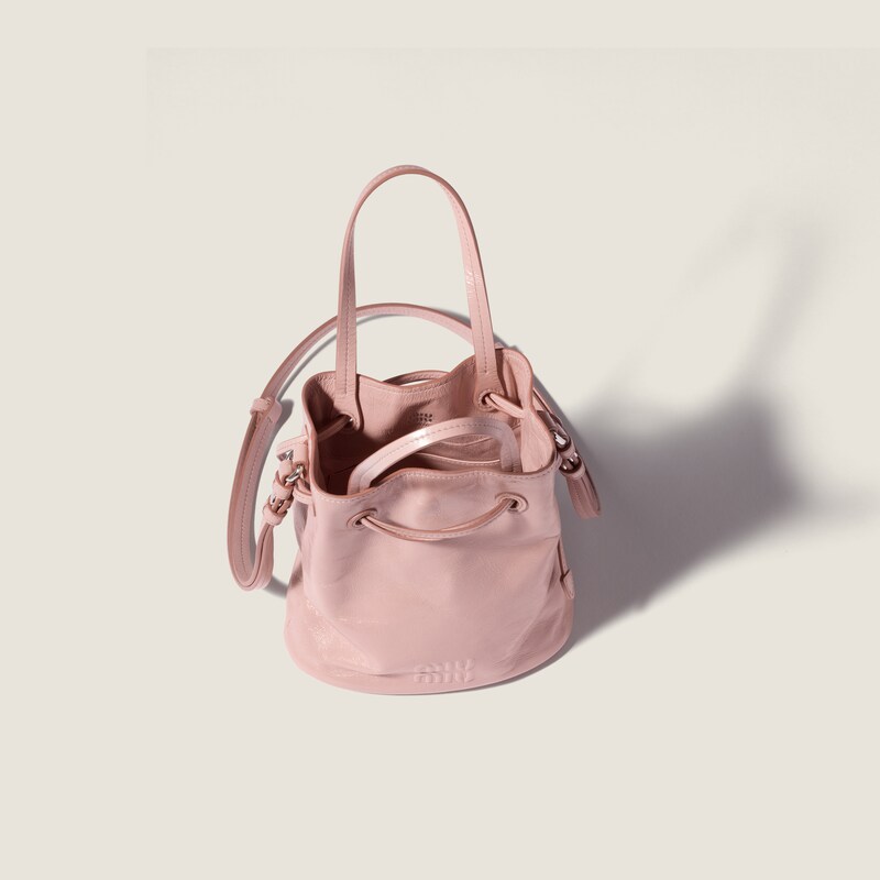 Pochette en cuir verni