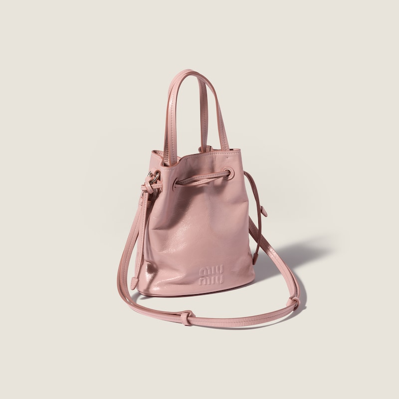 Pochette en cuir verni