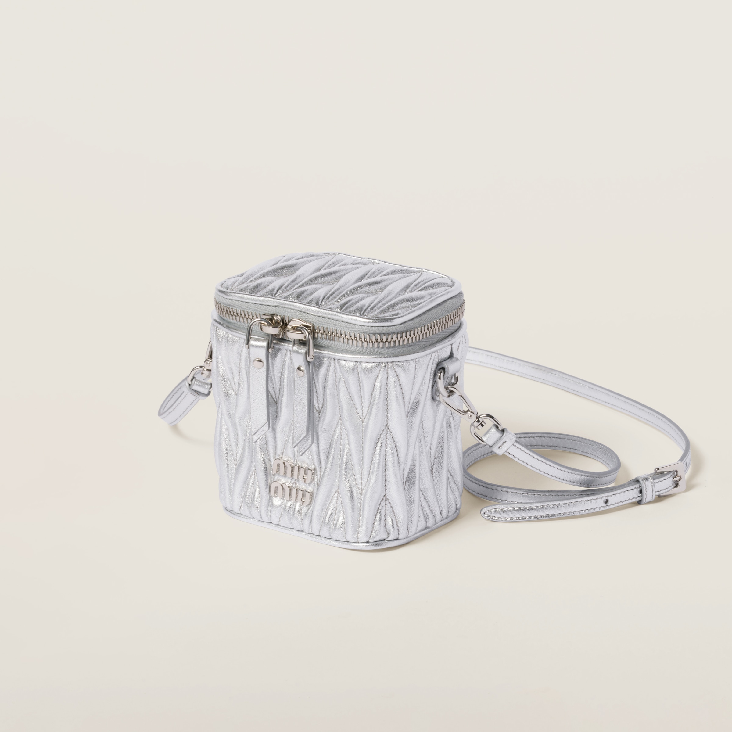 ショルダーバッグ・ポシェット MIU MIU 5NR018_AFPP_F0118 MICRO BAG IN NAPPA LEATHER Powder Pink Matelassé Nappa Leather Micro Bag | Miu Miu