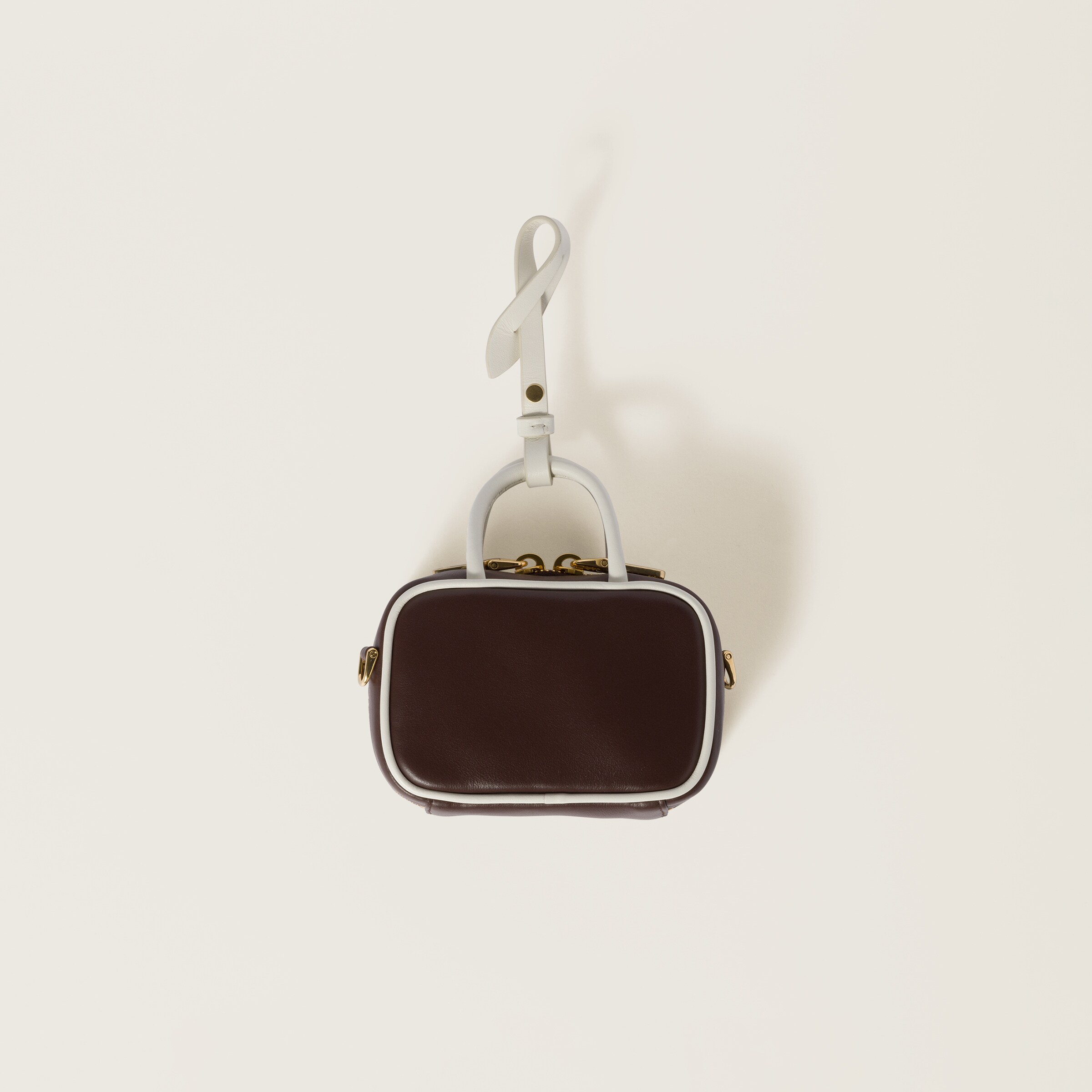 新作☆直営店 MiuMiu Beau スエード マイクロバッグ 5NR020 Bright Blue/white Beau Leather Micro-bag | Miu Miu