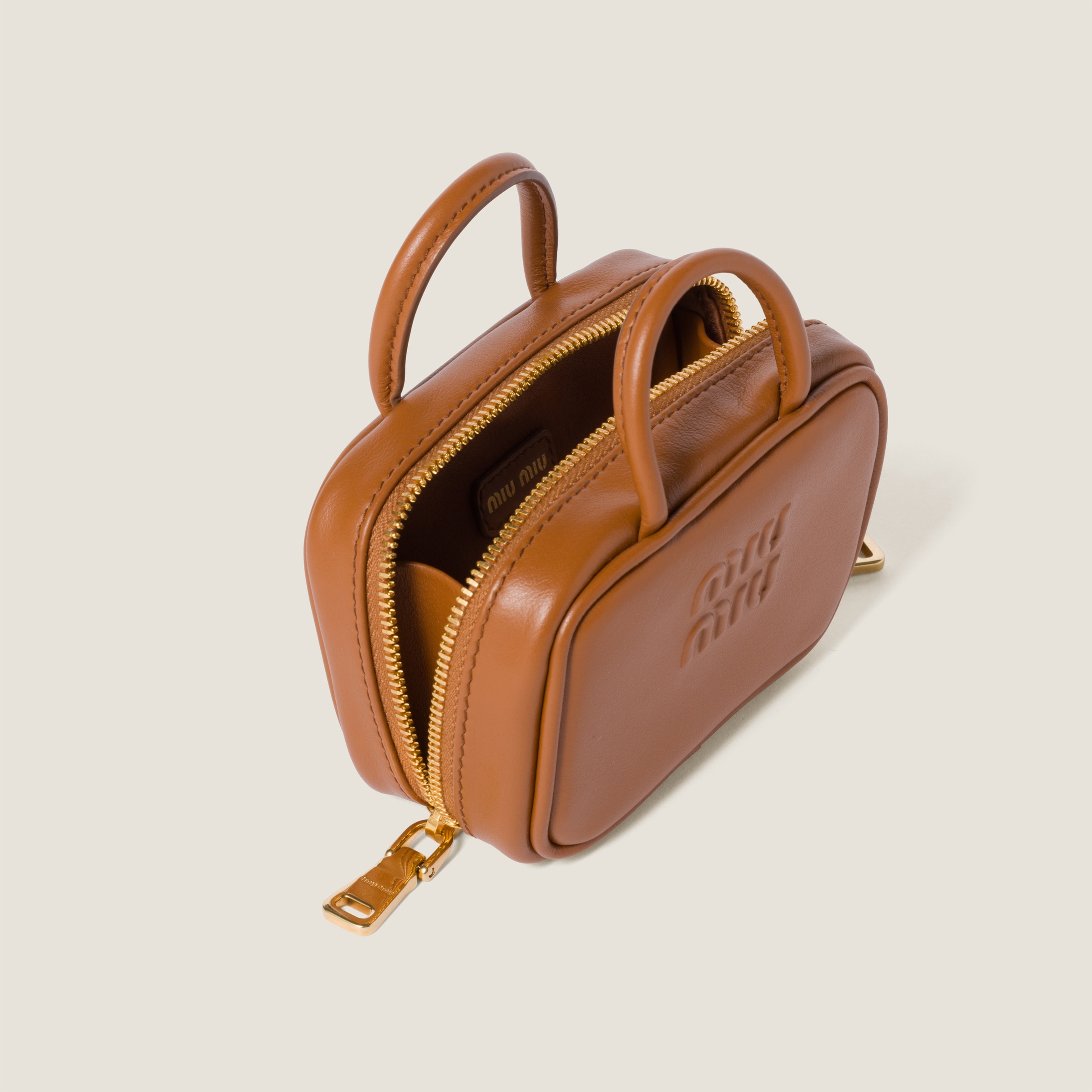 ミュウミュウ ボー レザー マイクロバッグ コニャック ブラック コニャック ボー レザー マイクロバッグ | Miu Miu
