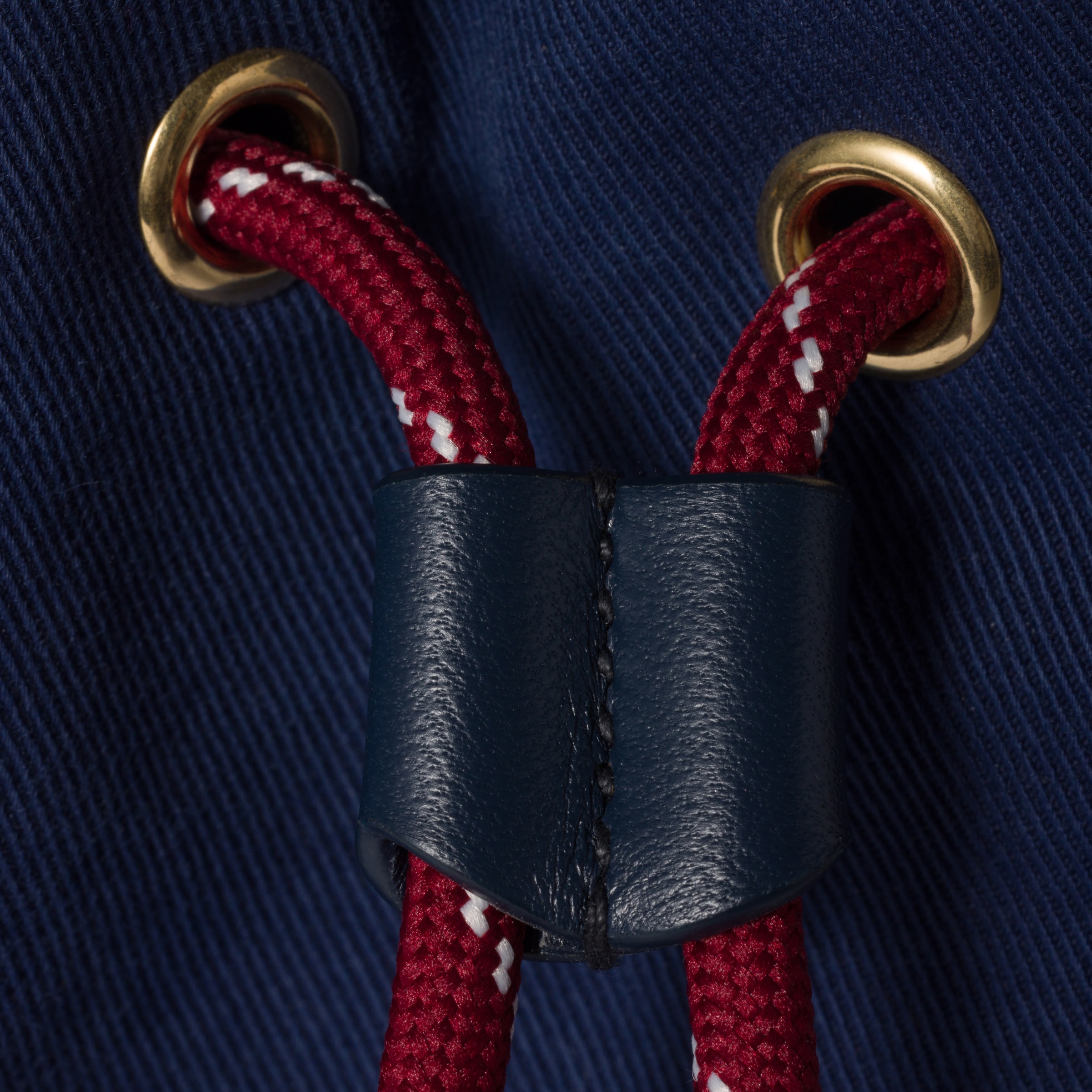 バッグ・カバンその他 MIU MIU 5NR038_2IA7_F04GM GABARDINE POUCH Indigo/amaranth Gabardine Pouch | Miu Miu