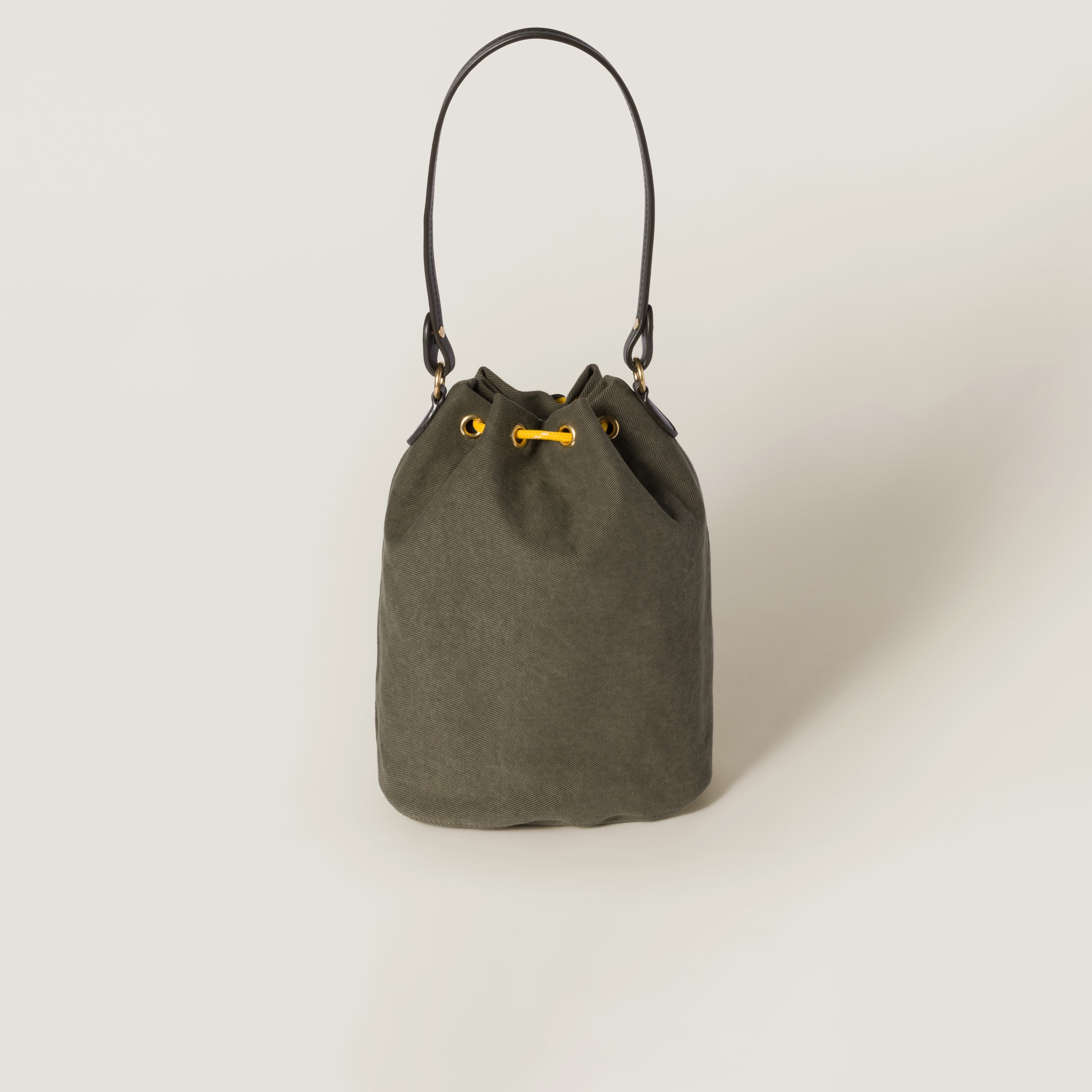 店舗良い ポーチ ギャバジン オリーブグリーン／イエロー | Miu Miu バッグ