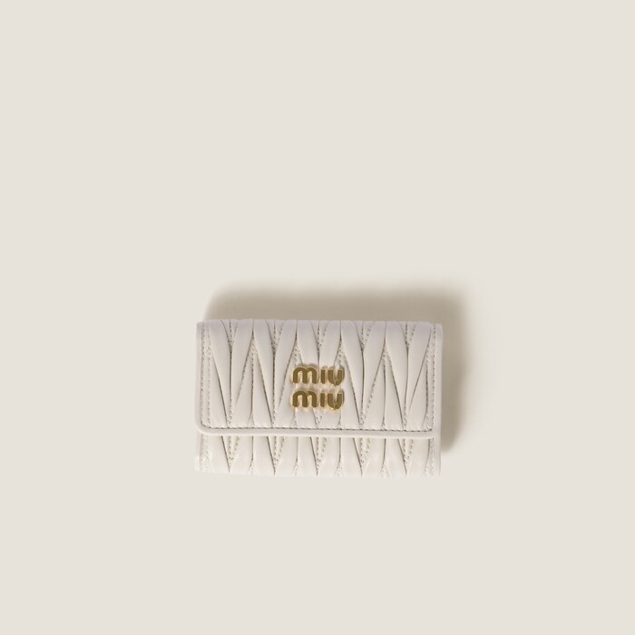 ホワイト マテラッセレザー キーケース | Miu Miu