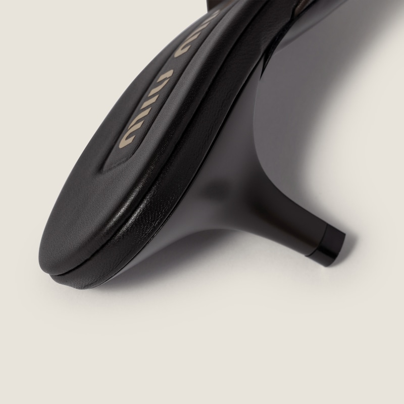 Mesh fabric heeled mules