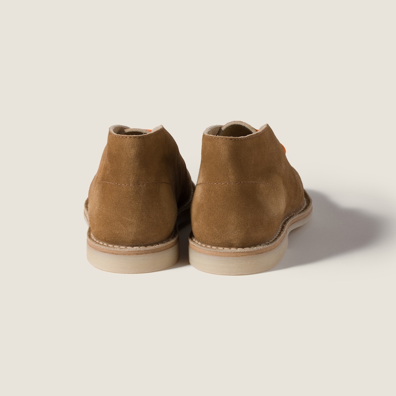 Bottes chukka en suède délavé
