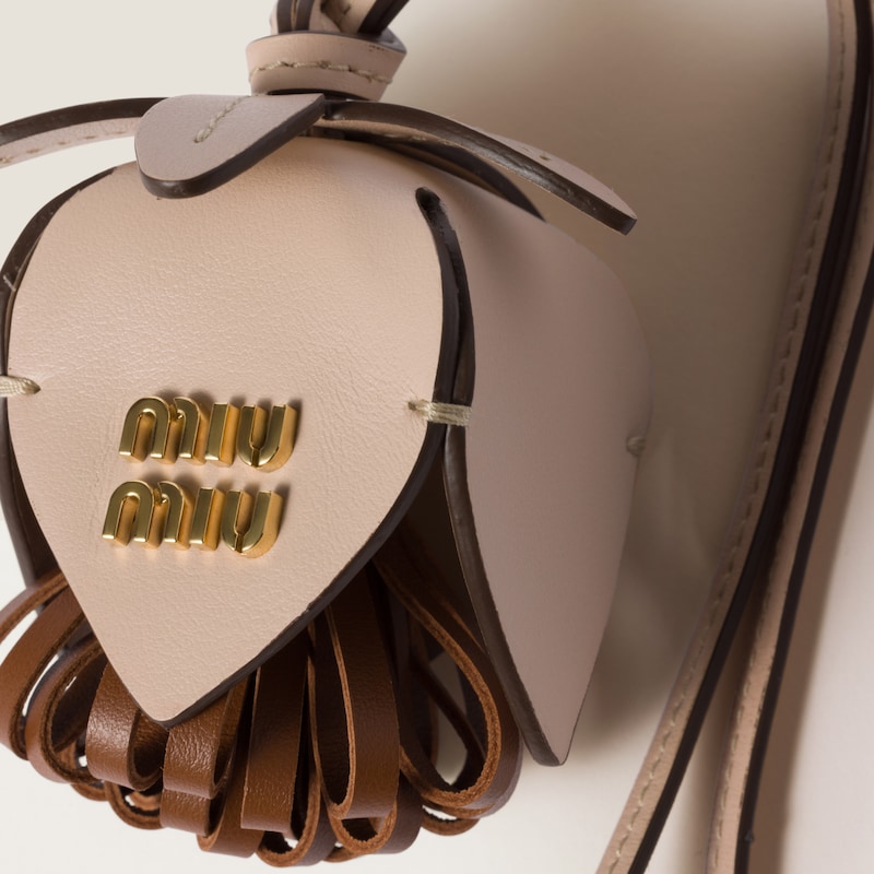 レザー トリック