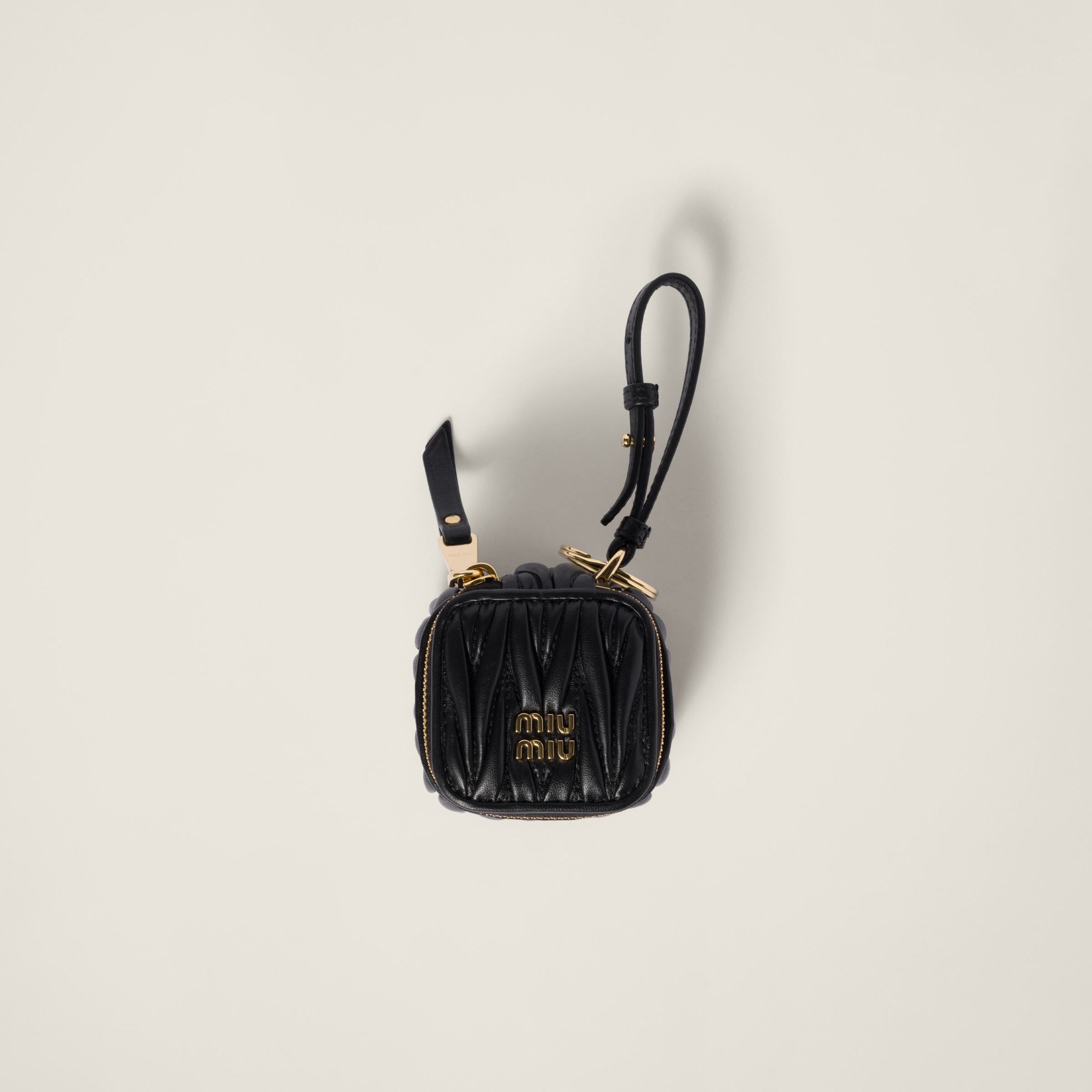 ブラック トリック マテラッセレザー キーリング | Miu Miu
