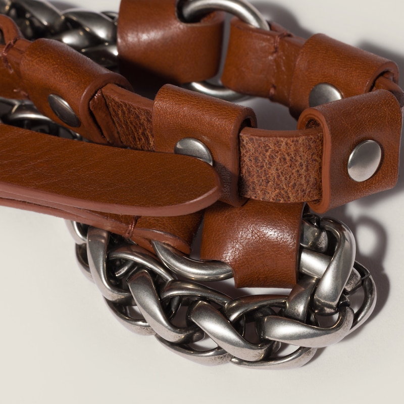 가죽 및 메탈 키링 트릭 참