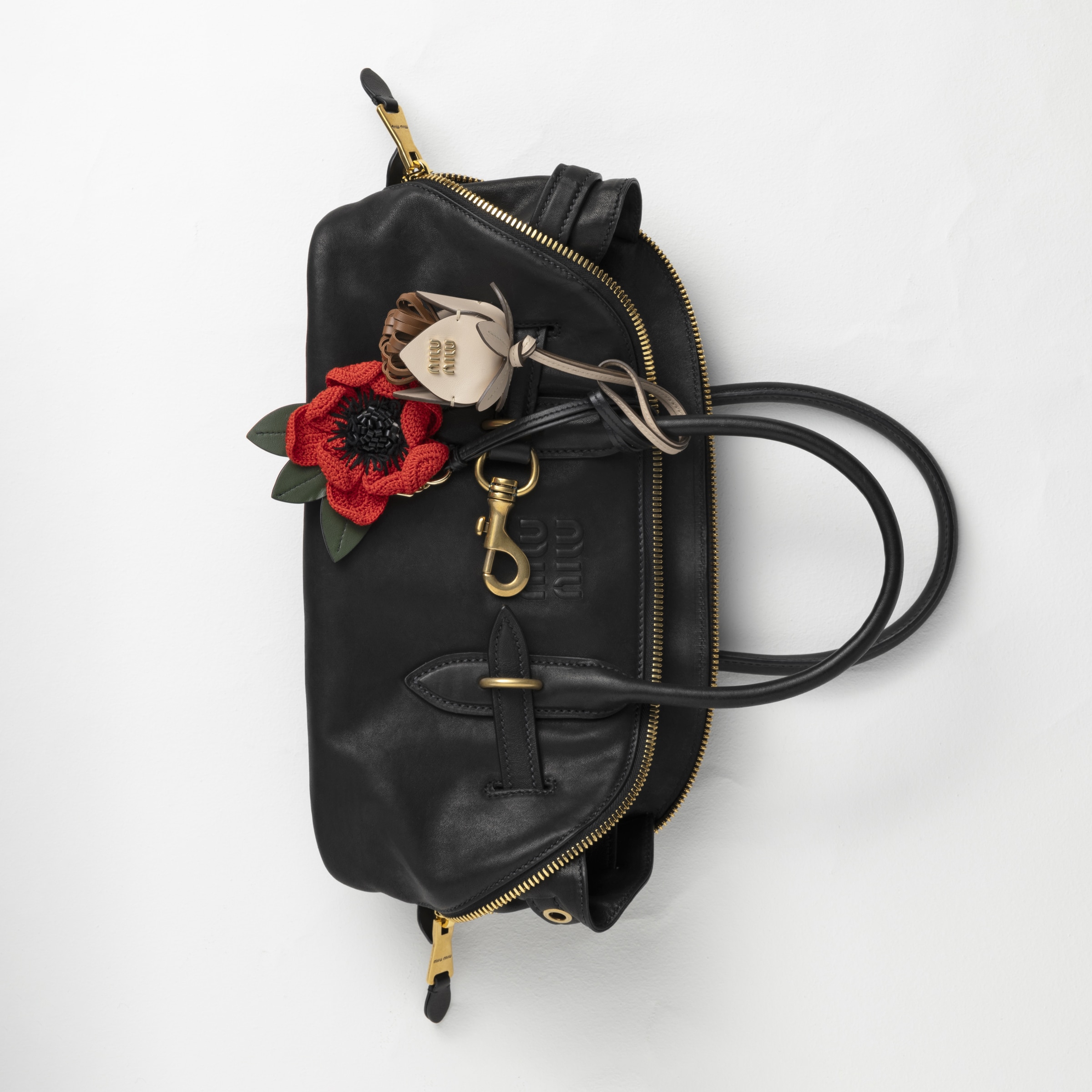 ◆入手困難◆【MiuMiu】バレエ レザー キーリング トリック ウォーターリリー ミュウ バレエ レザー キーリング トリック