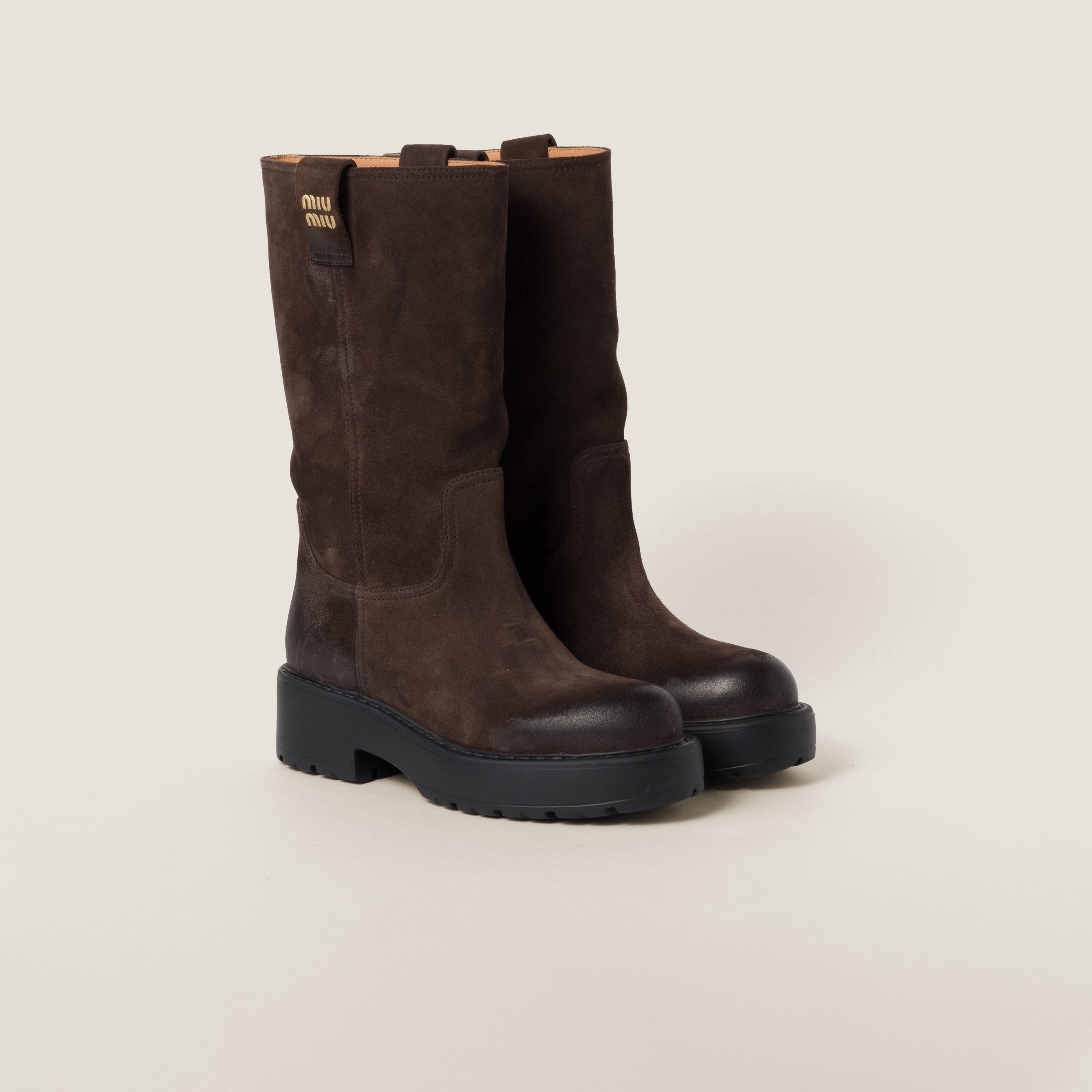 Suede boots