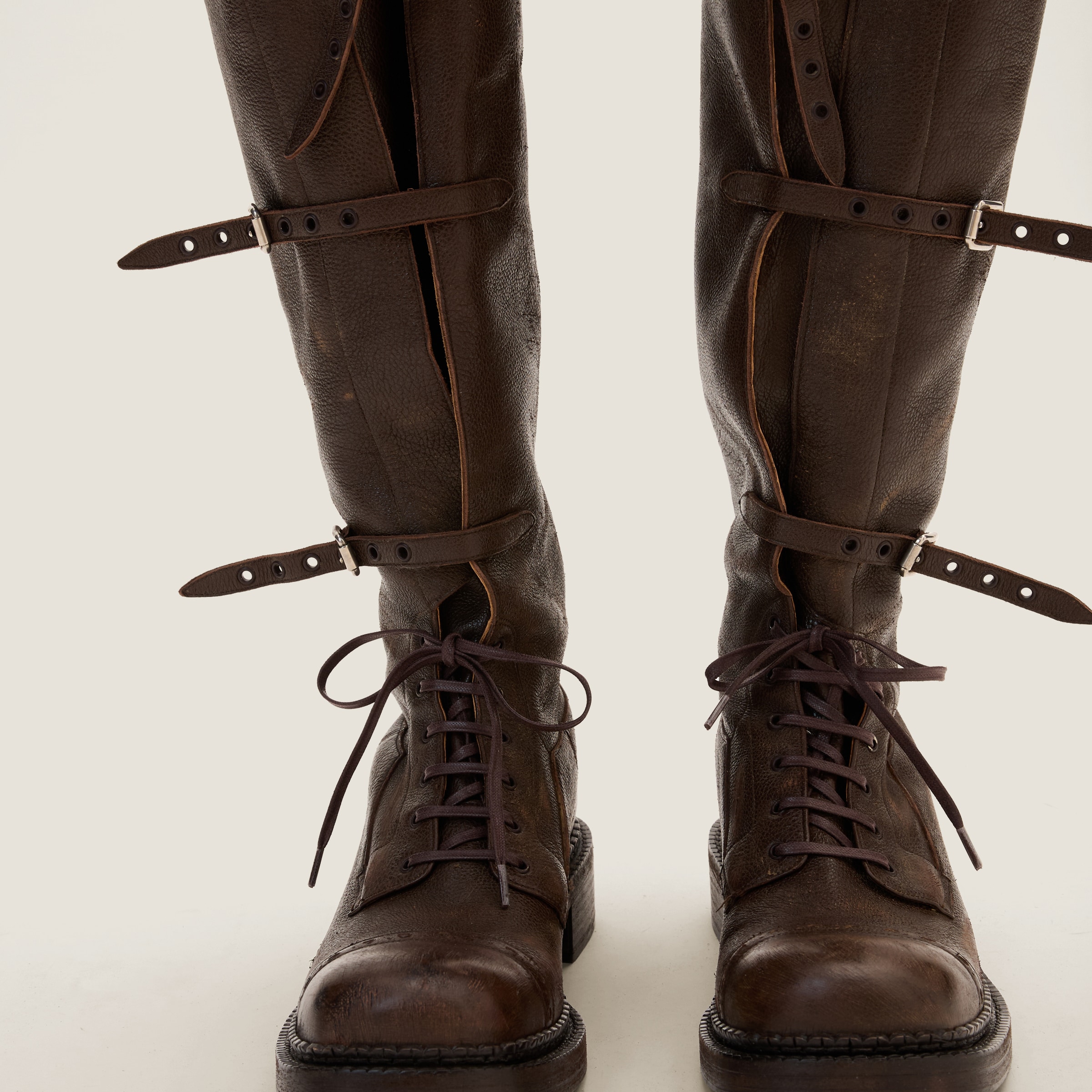 Bottes En Cuir Marron Cacao Miu Miu