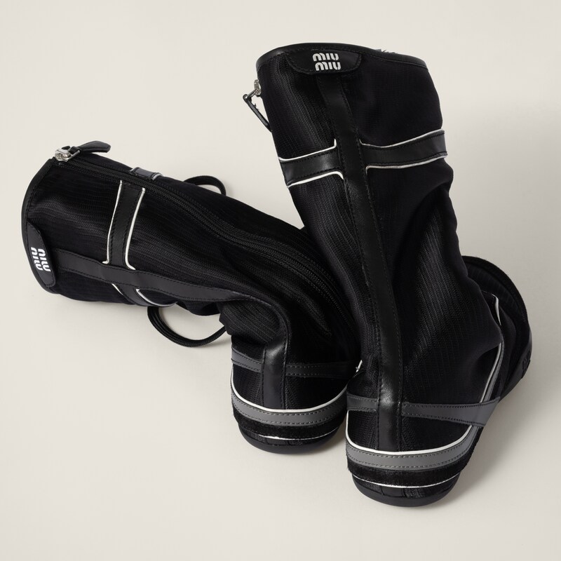 Gymnasium technical fabric and suede boxeur boots