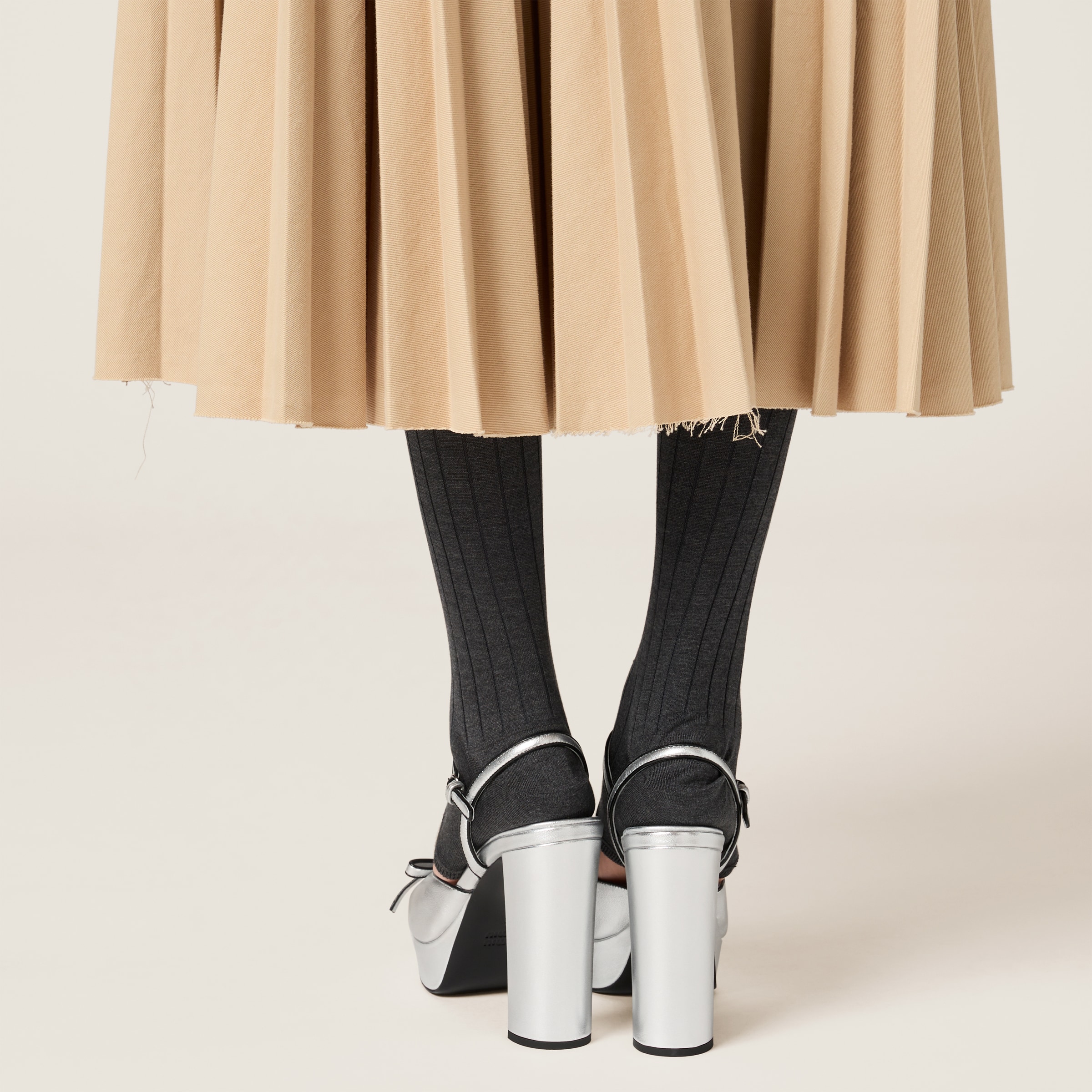 【美品】miumiu ネオプレン チャンキーソール MAISON MAVERICK PRESENTS 【レディース】チャンキーソールニット