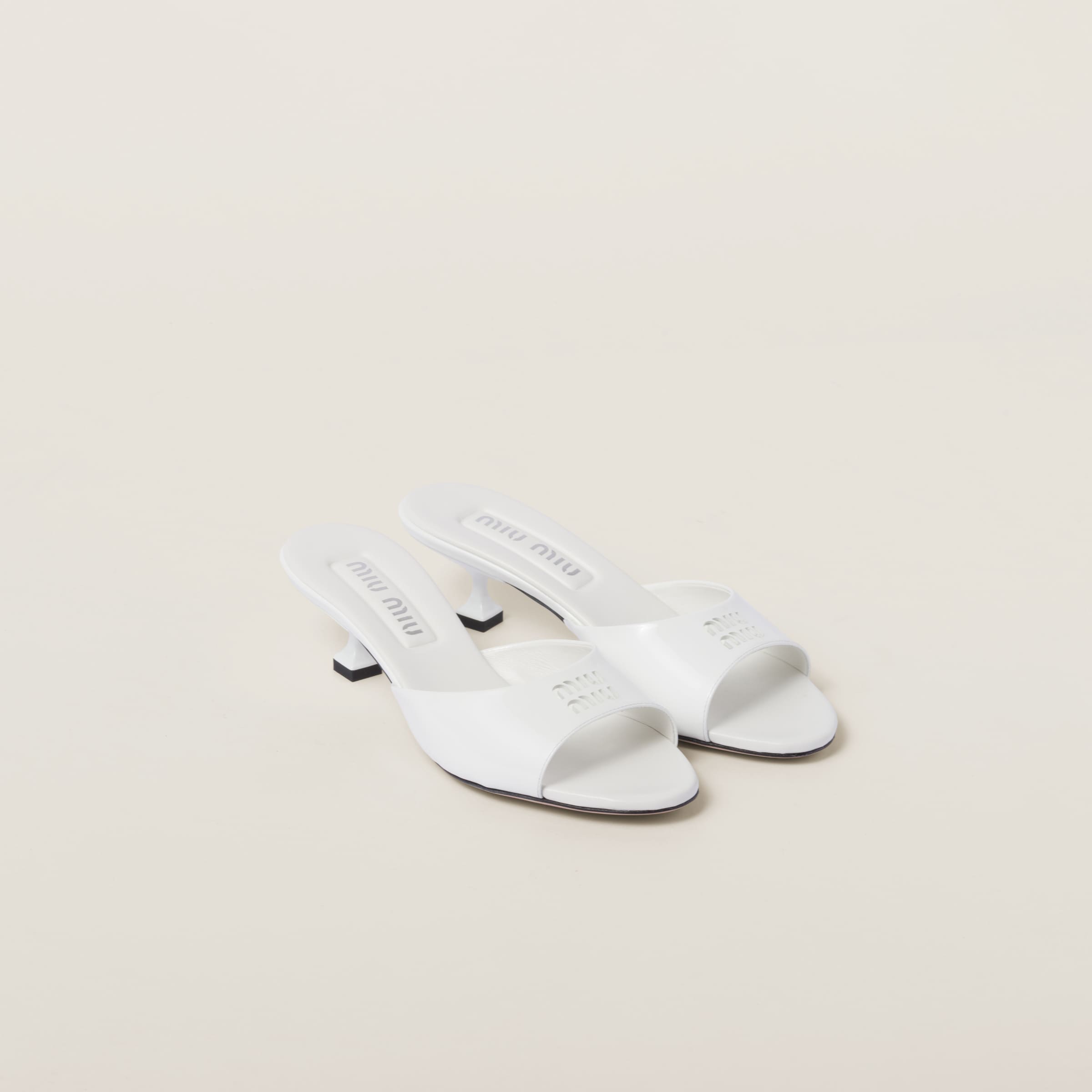White patent leather flip flops outlet