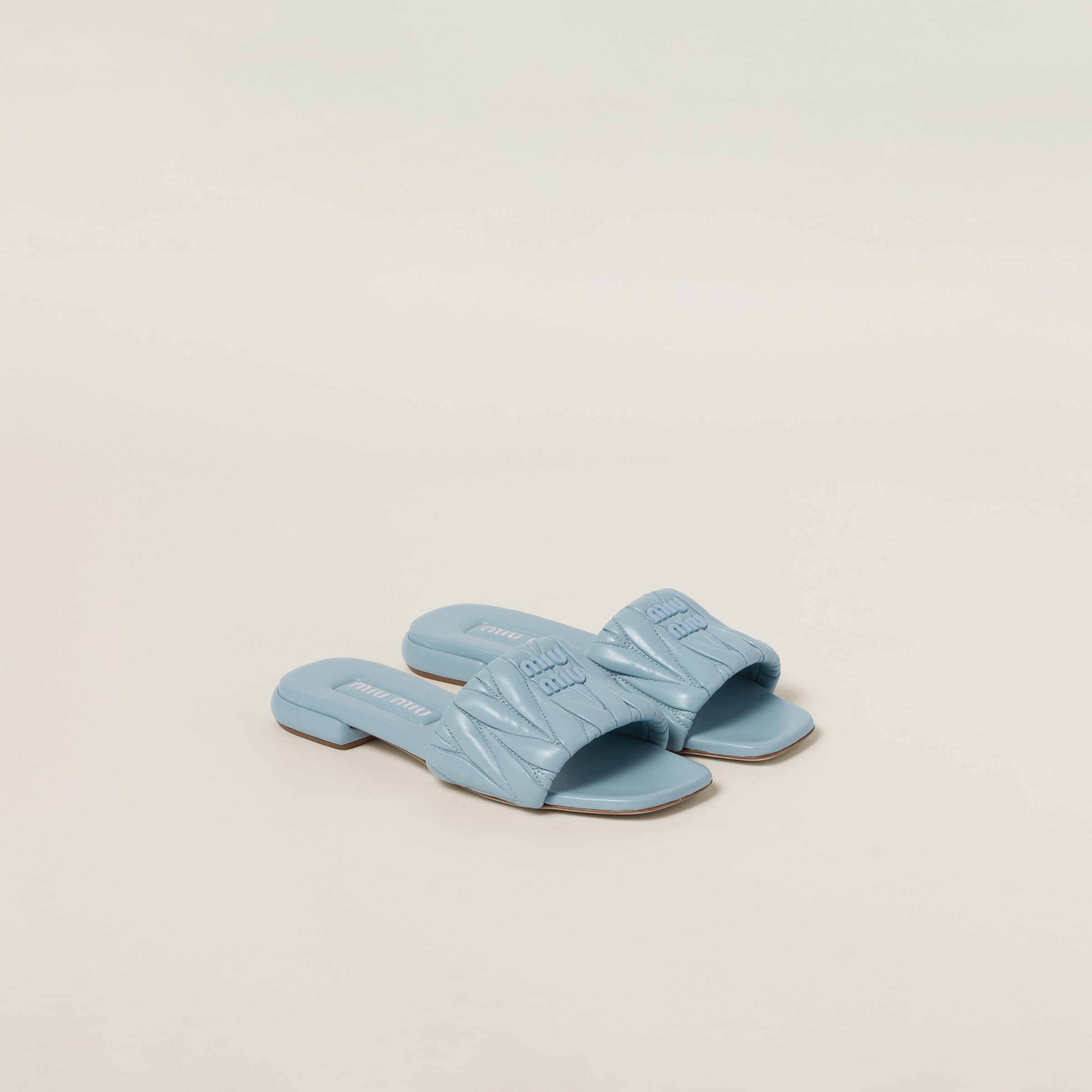 Matelass nappa leather slides