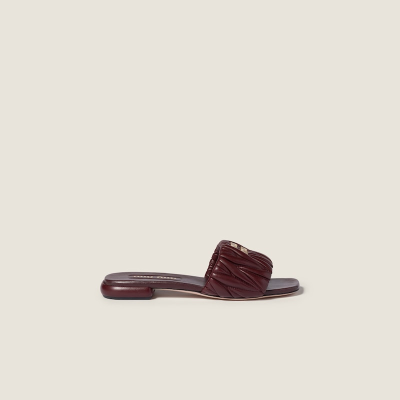 Matelassé nappa leather slides