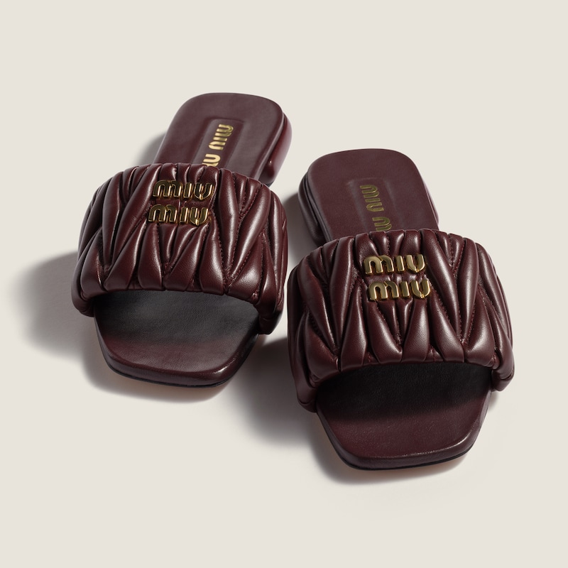 Matelassé nappa leather slides