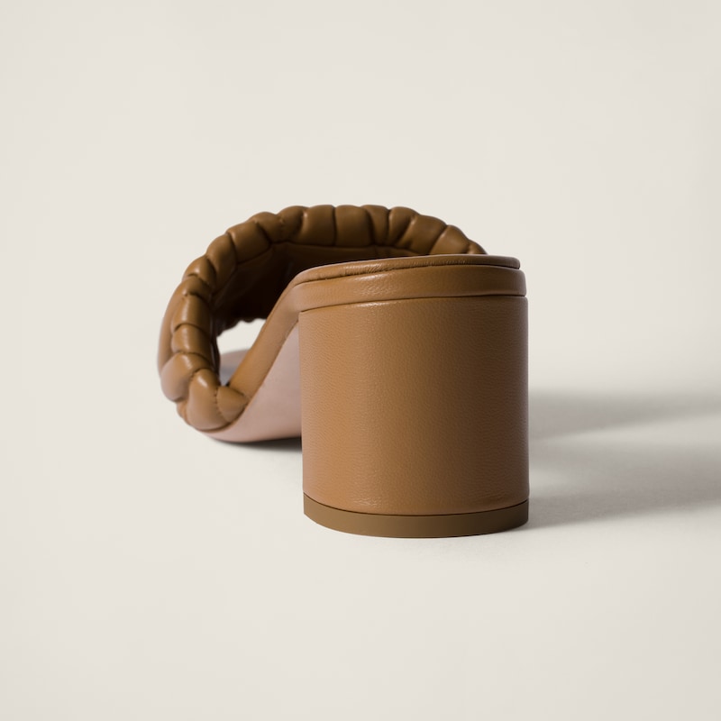 Matelassé nappa leather slides