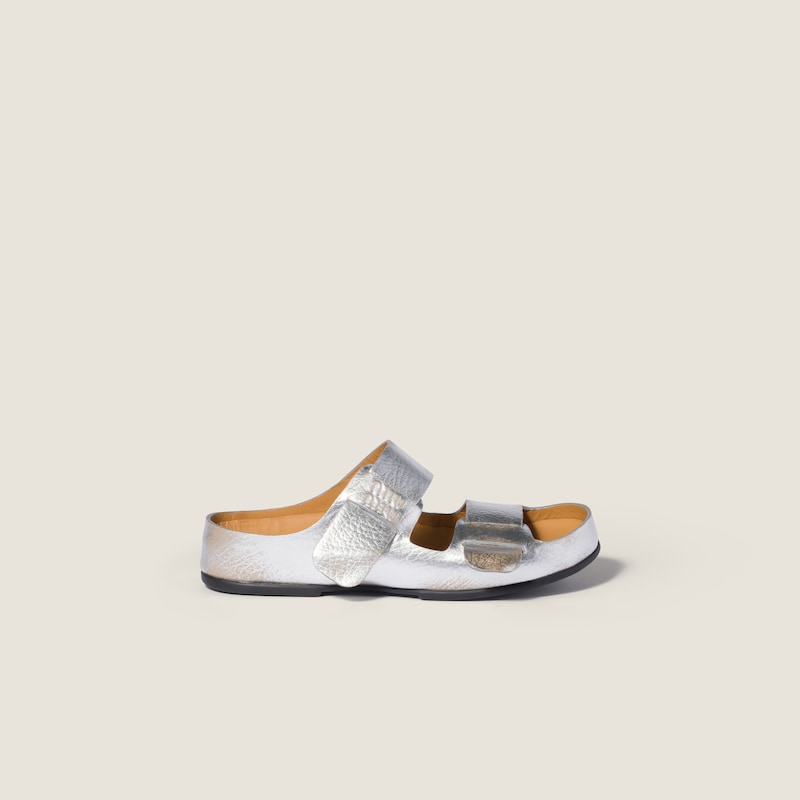 Bleached leather sandals