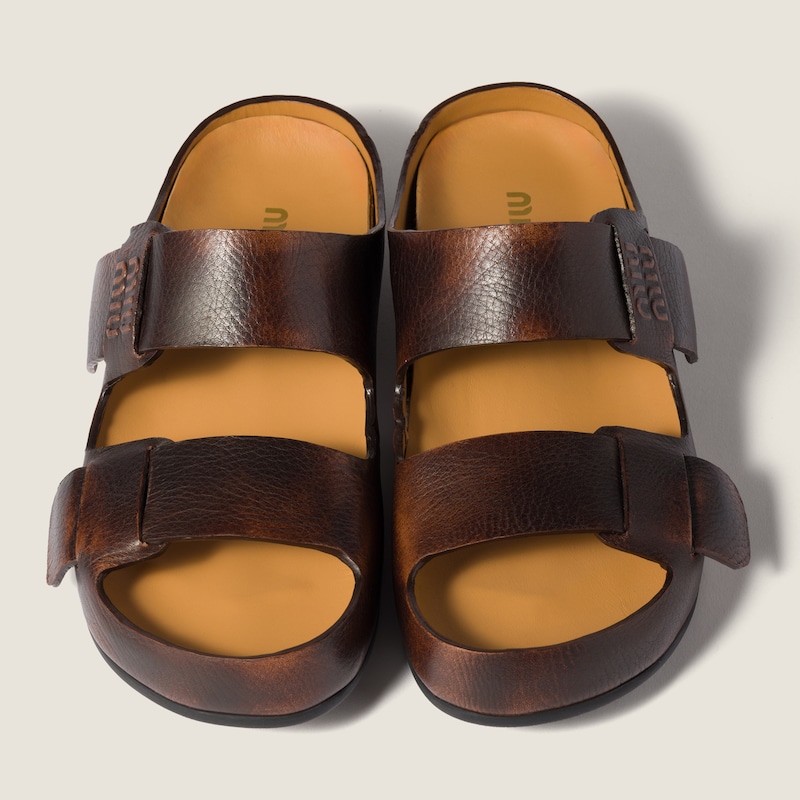 Bleached leather sandals