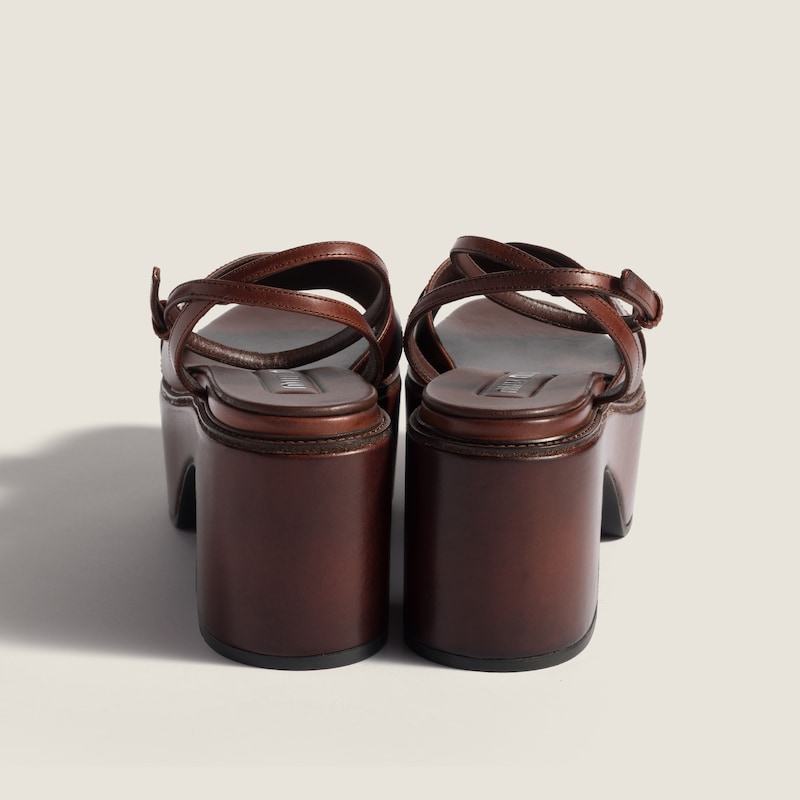 Leather platform sandals