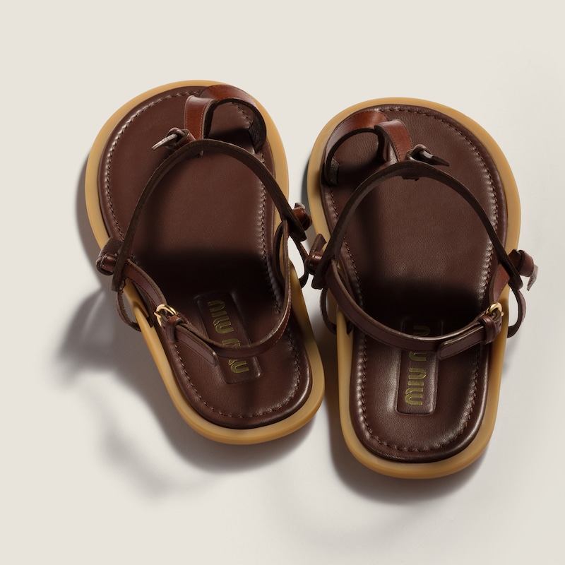 Leather thong sandals