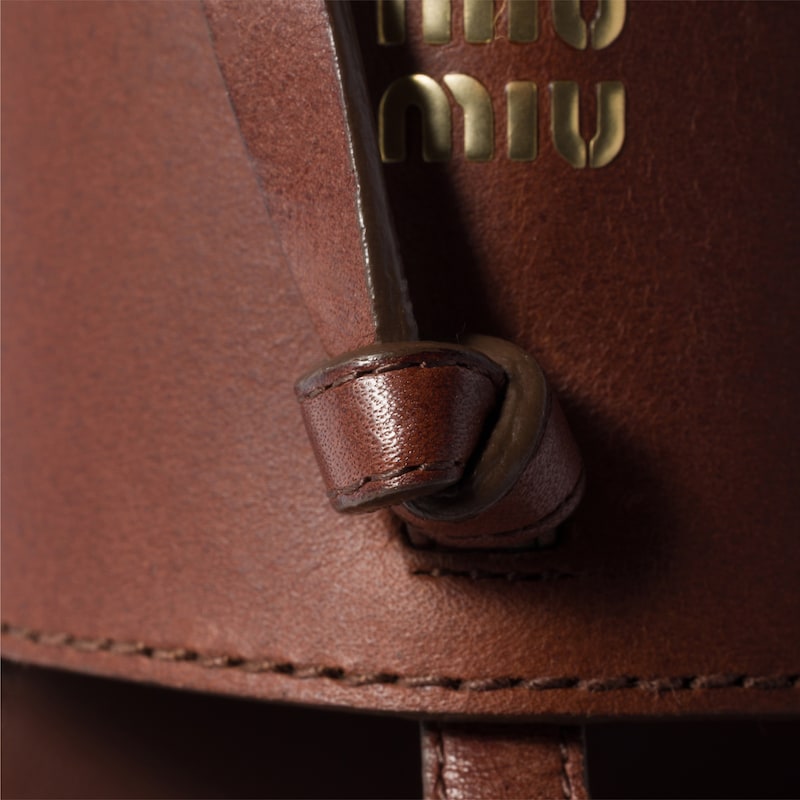 Leather thong sandals