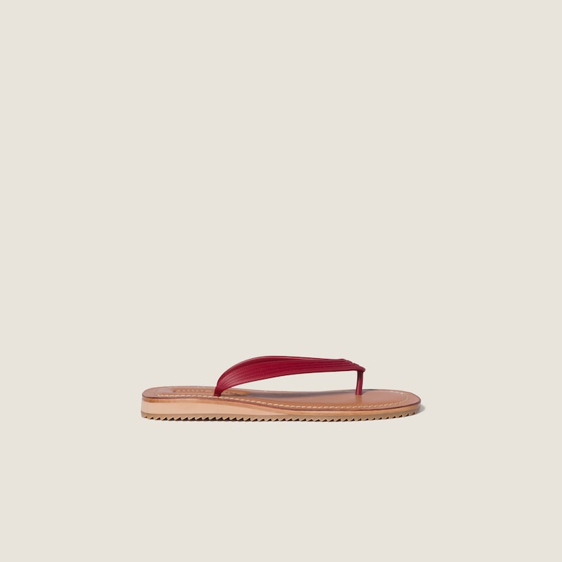 Sandales à entredoigt