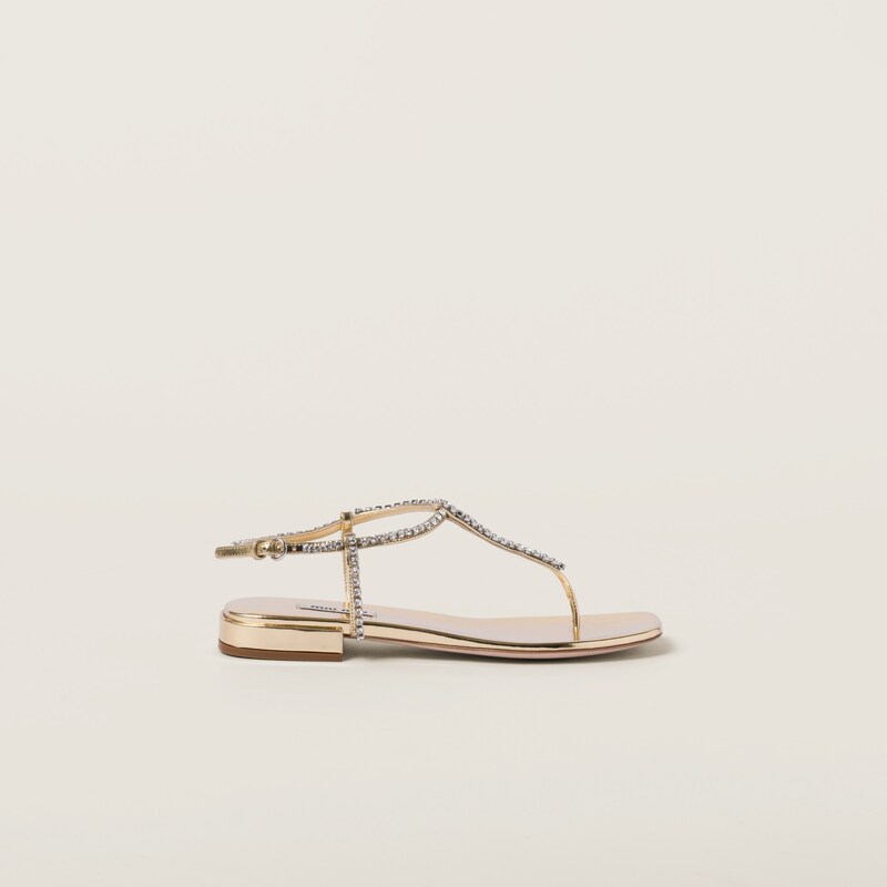 MIUMIU 26S LOW-HEEL THONG SANDALS IN BLACK CALFSKIN