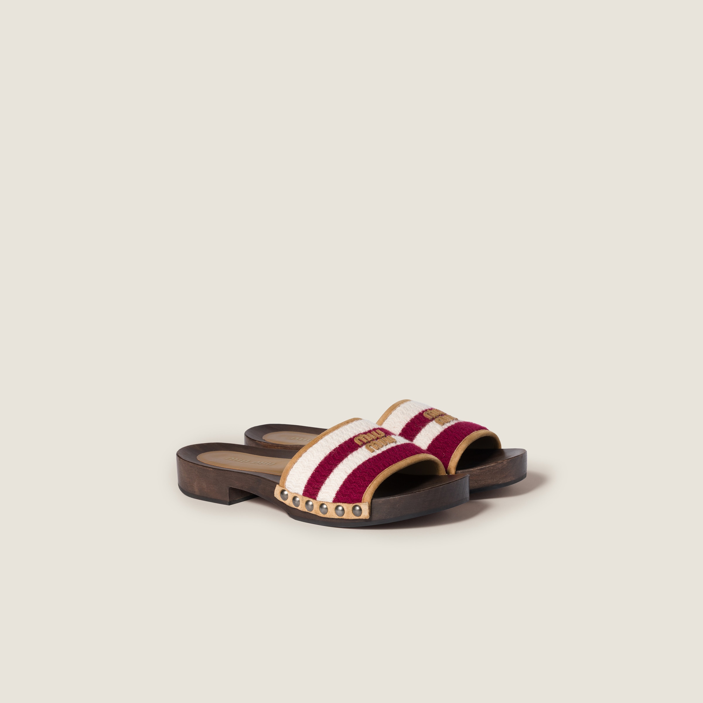 【洗練されたデザイン】MIUMIU シェブロンウールバスク Wool and cashmere clogs - Collection Collections | Miu Miu