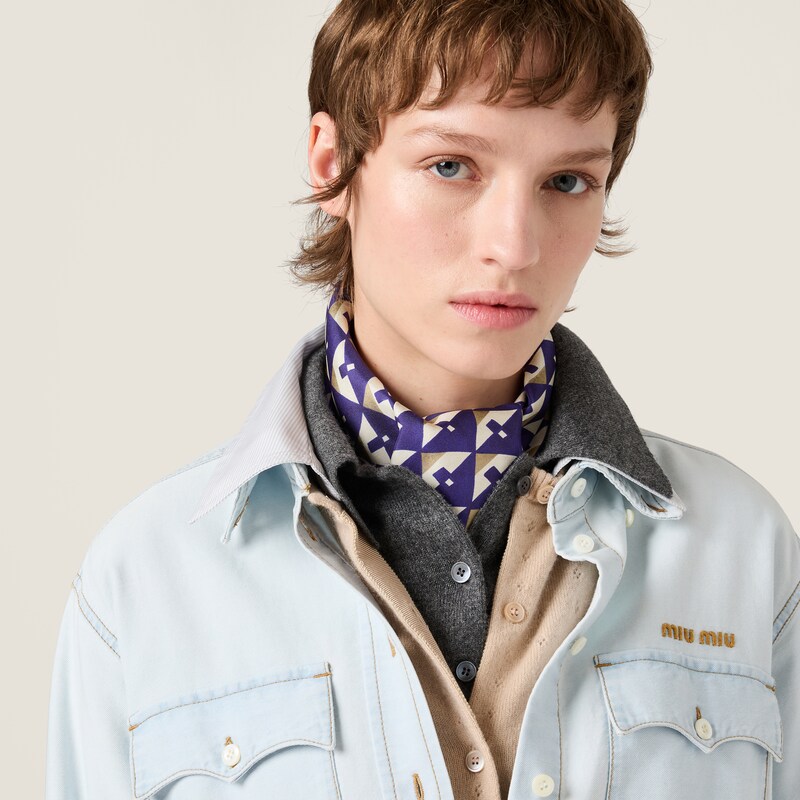 فستان متوسط الطول شامبراي