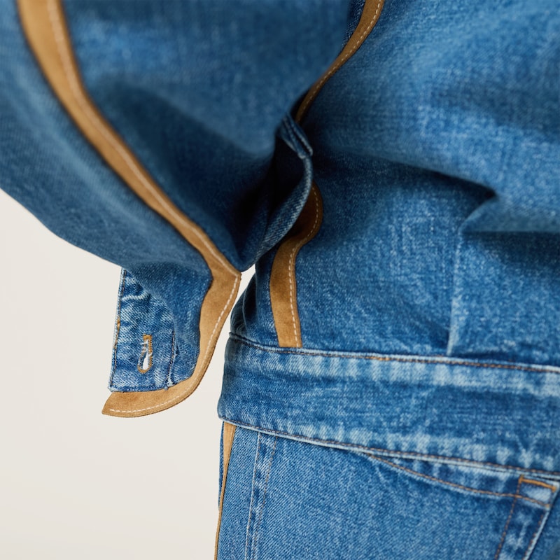 牛仔和皮革短夹克