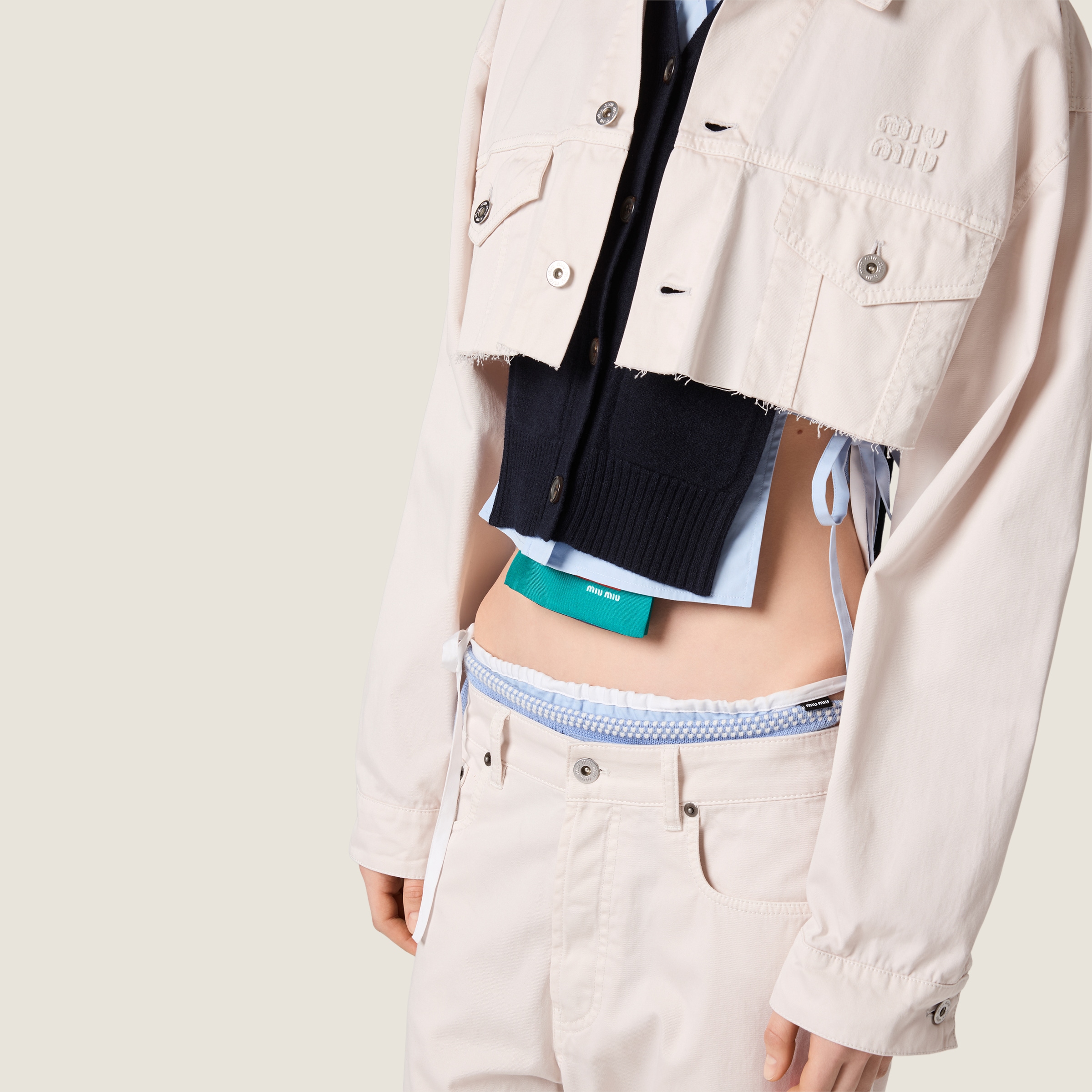 Cropped white denim jacket - thumbnail 4
