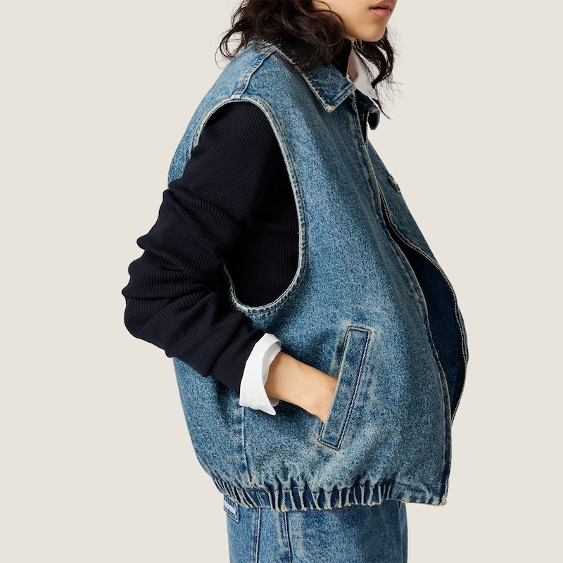 Gilet en denim délavé