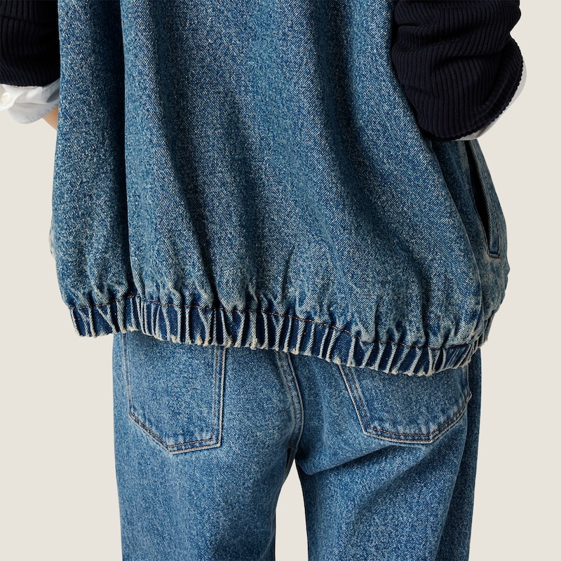 Gilet en denim délavé