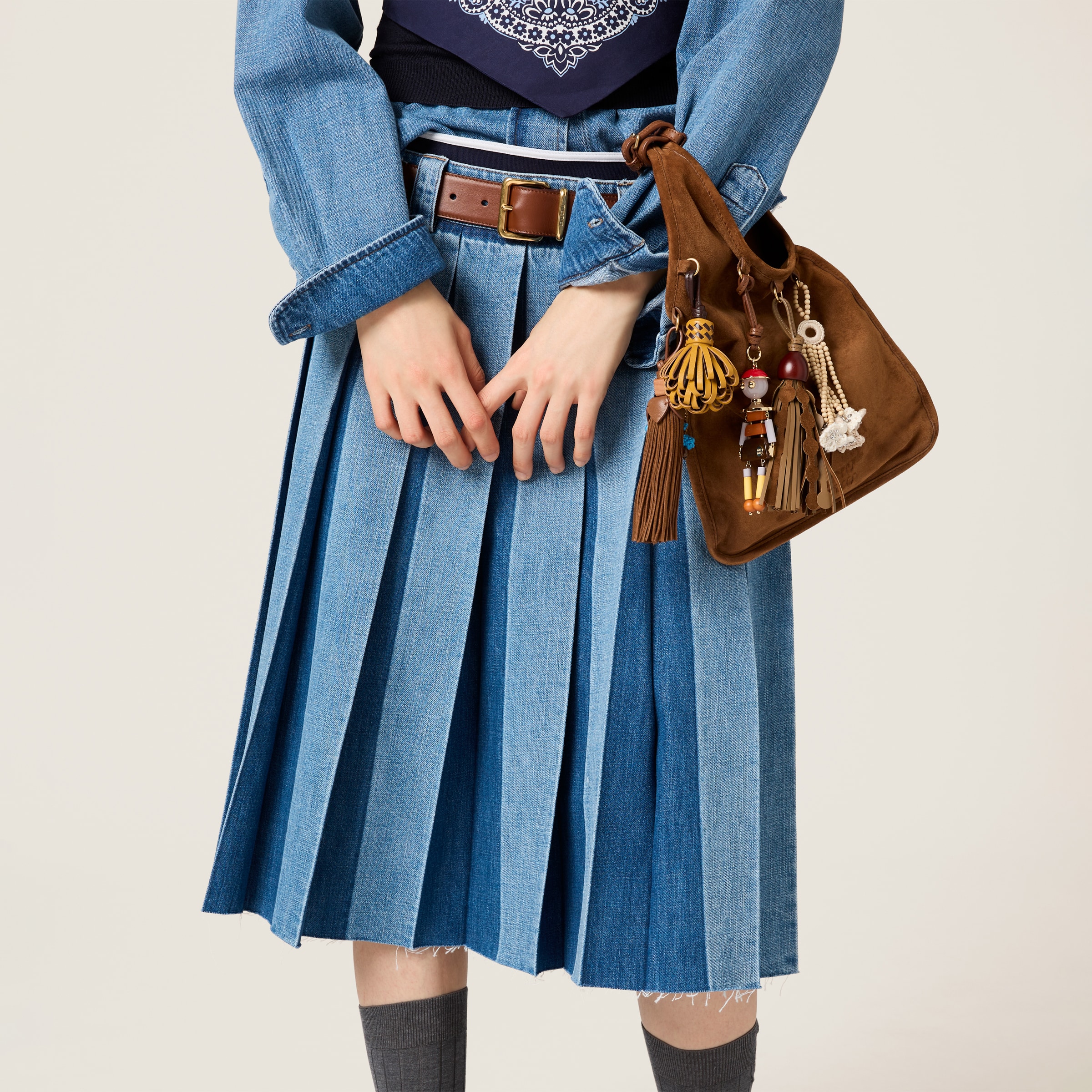 Pleated denim skirt