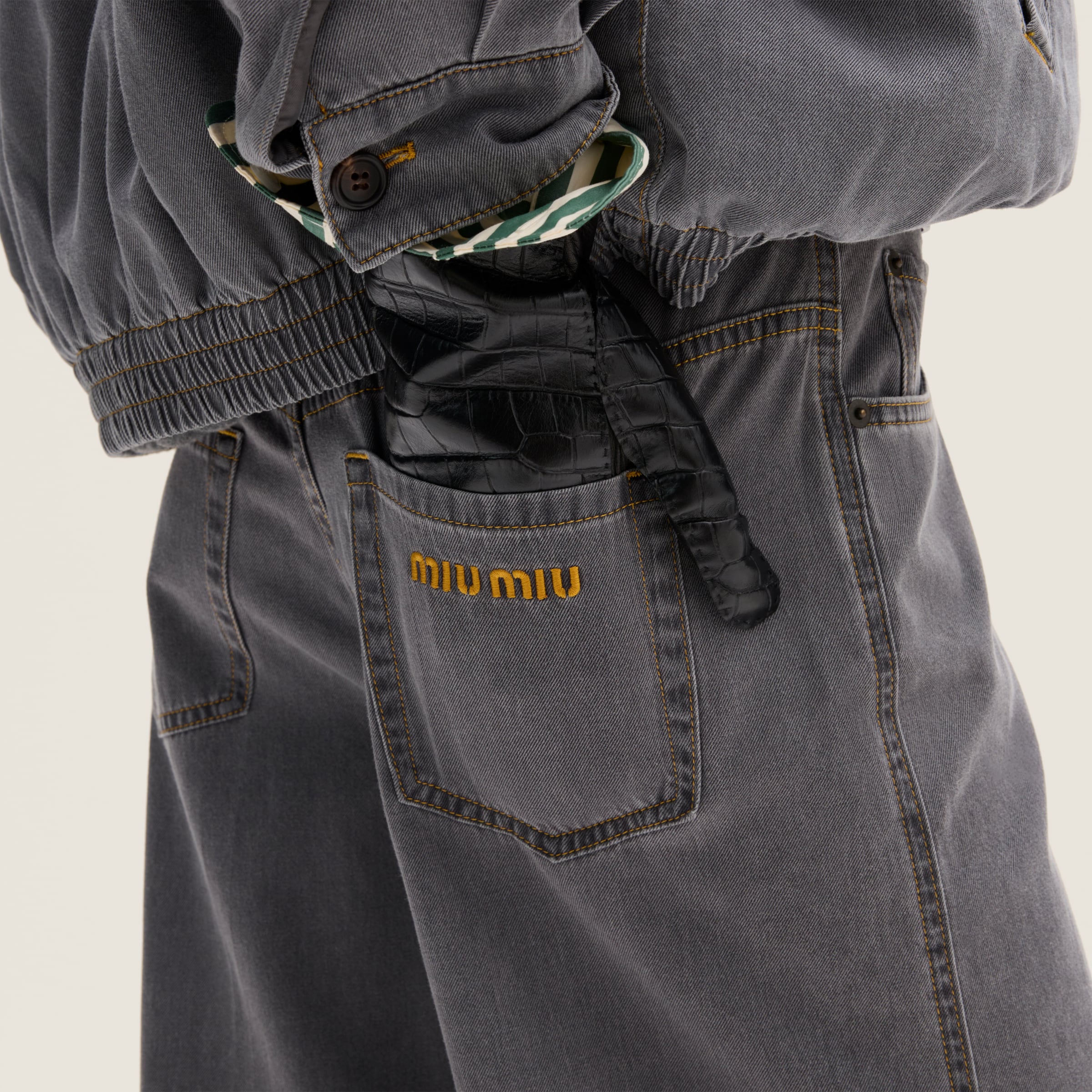 デニム・ジーパン MiuMiu SS25 Miu Miu Jeans Grey (GWP394232 15MPF0031) Grey Chambray Jeans | Miu Miu