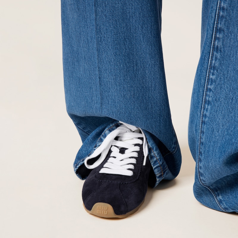 Five-pocket denim jeans