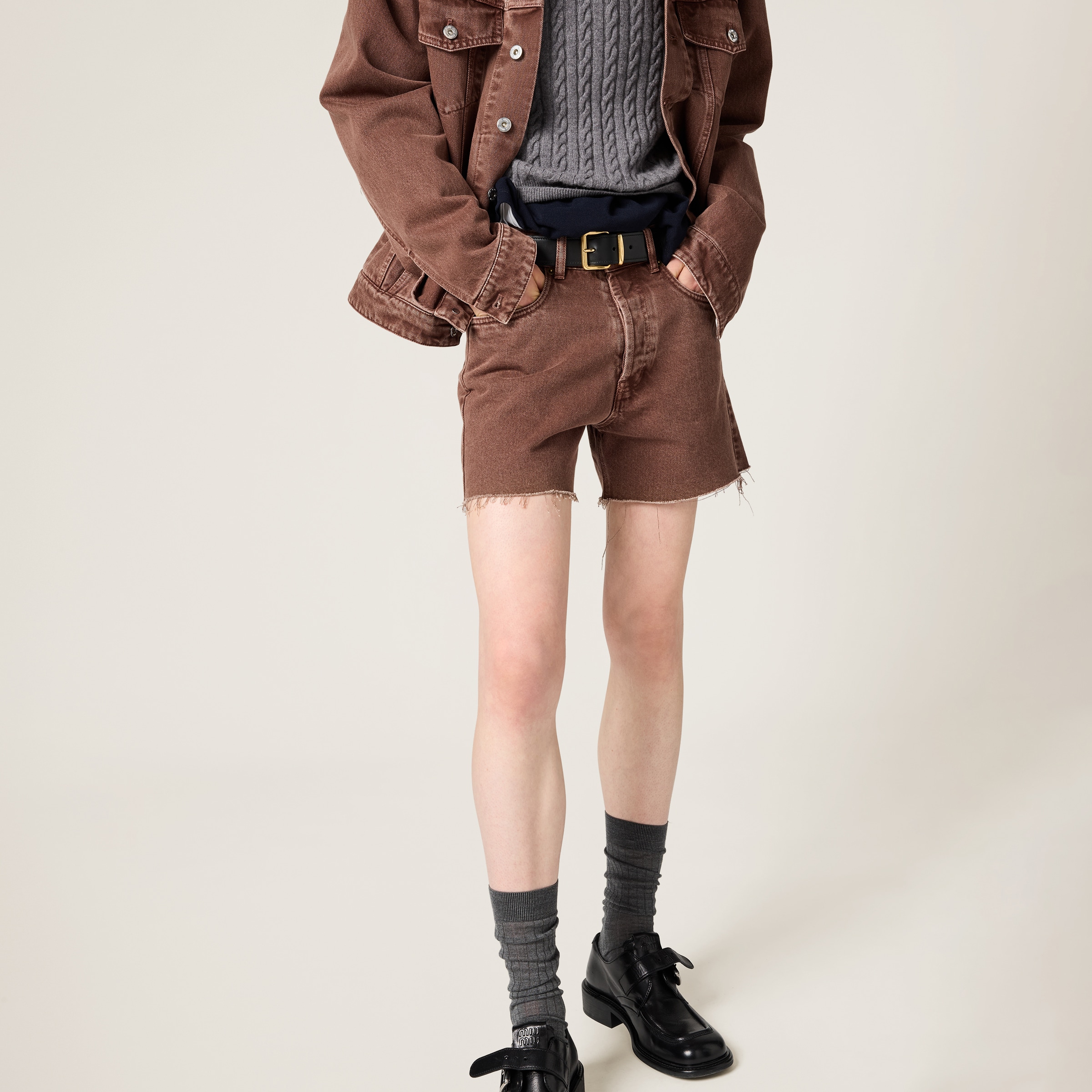 MiuMiu デニム バミューダショーツ 膝丈 ショートパンツ 現地価格セール MiuMiu(ミュウミュウ) ショートパンツ