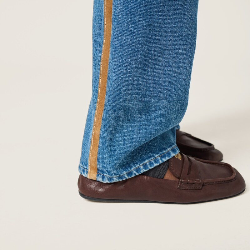 데님 및 가죽 진