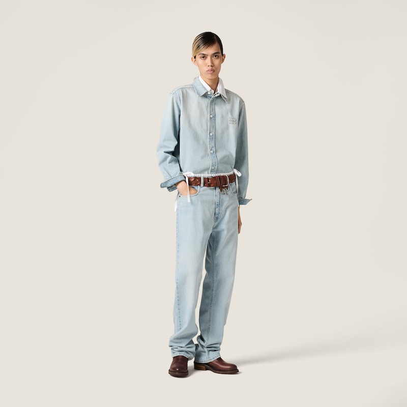 Five-pocket washed denim jeans