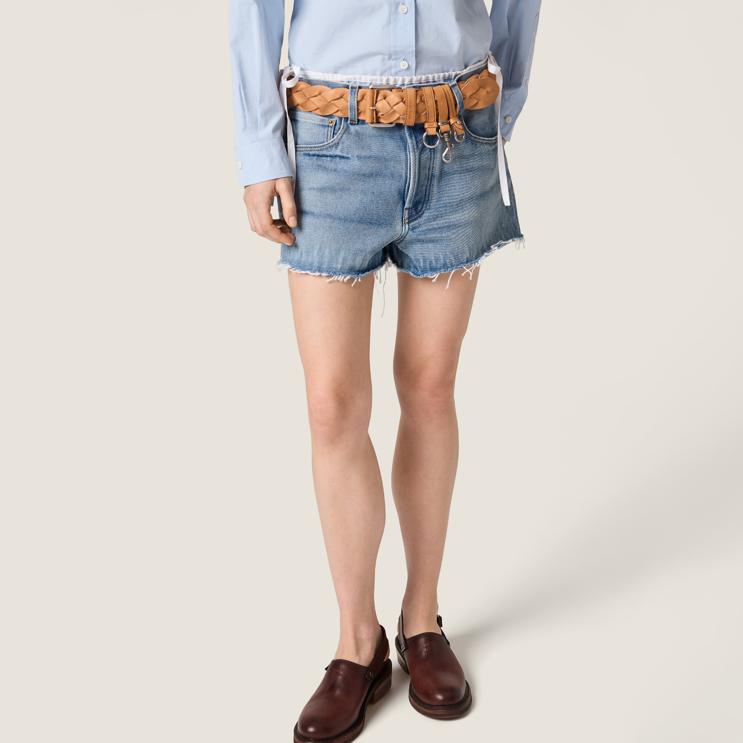 Washed denim shorts - thumbnail 4