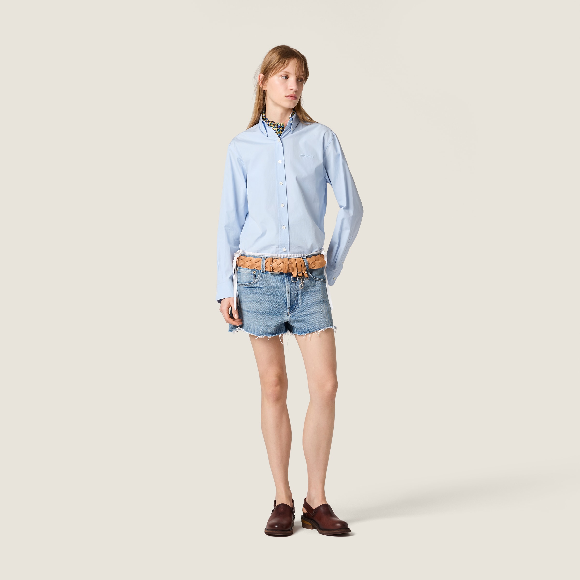 Washed denim shorts - thumbnail 2
