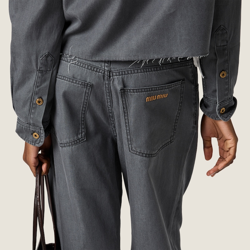 Five-pocket chambray jeans